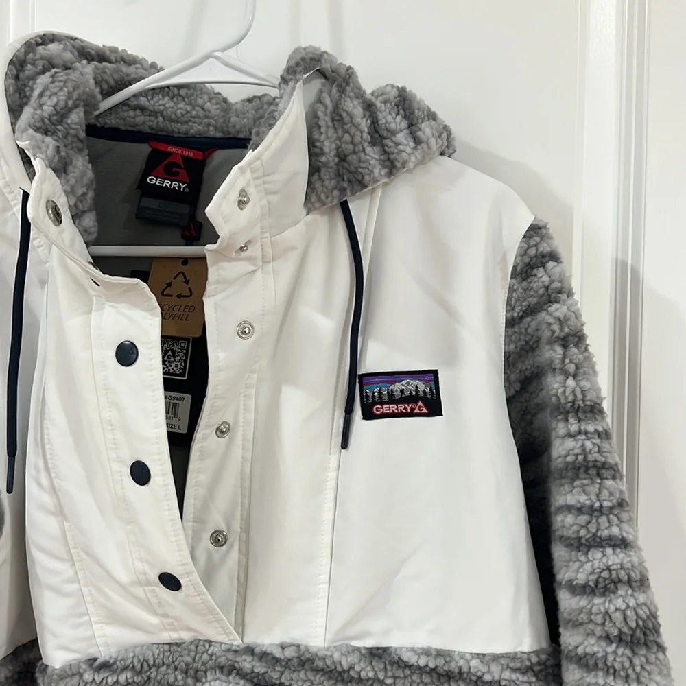Sherpa mix jacked with quarter snaps - Picture 2 of 4